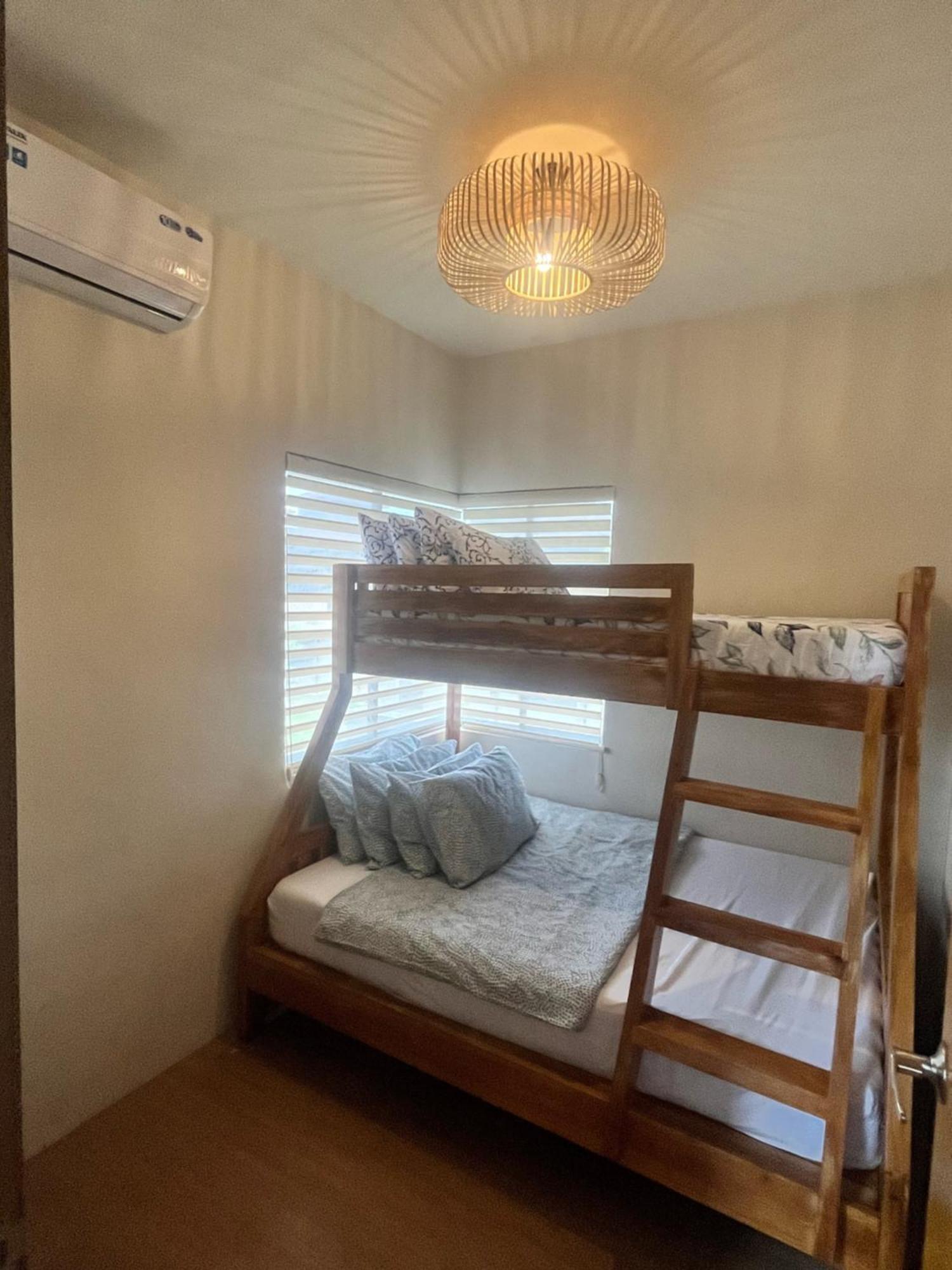 Seafront Residences Vacation Getaway San Juan  Exterior photo